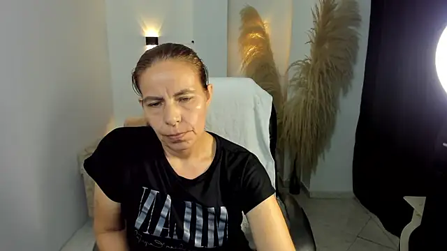 Milf karlye online show from February 5, 3:57 am