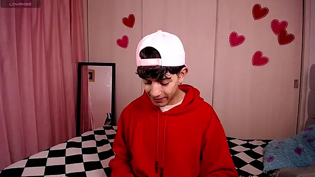 teobowny  online show from March 5, 5:29 pm