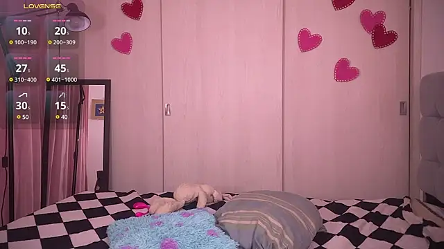 teobowny  online show from March 7, 4:22 pm