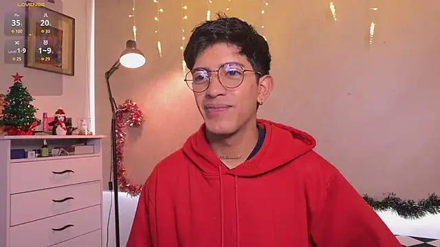 teobowny  online show from December 21, 5:36 pm