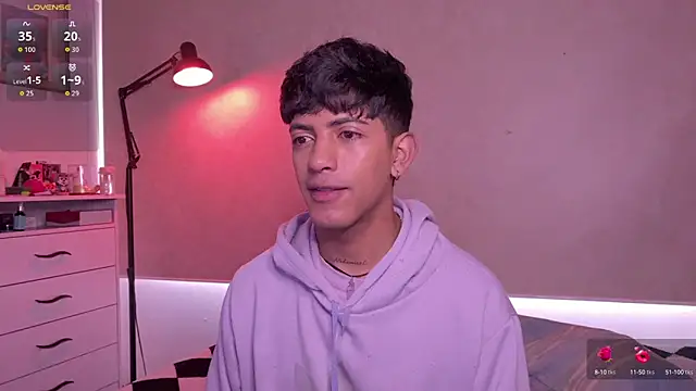 teobowny  online show from October 4, 1:34 pm