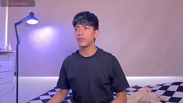 teobowny  online show from February 23, 4:40 pm