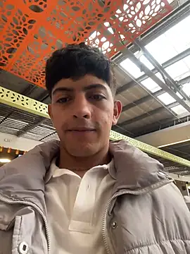 Snapshot of teobowny_ chatting on April 27, 6:17 pm teobowny online show from April 27, 6:17 pm