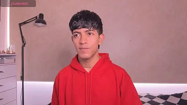 teobowny  online show from March 24, 7:25 pm