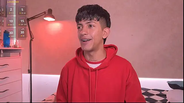 teobowny  online show from March 11, 7:19 pm