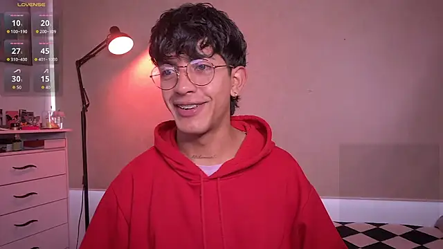 teobowny  online show from September 25, 1:17 pm