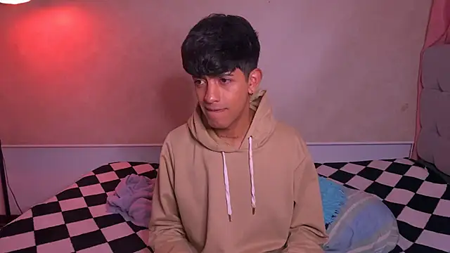 teobowny  online show from October 12, 1:29 am