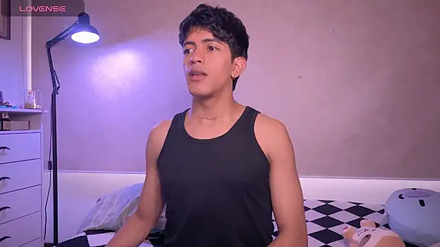 teobowny  online show from February 28, 8:41 pm