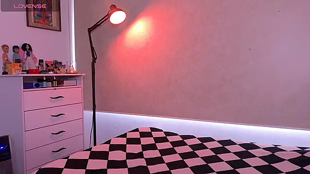 teobowny  online show from September 20, 12:32 pm