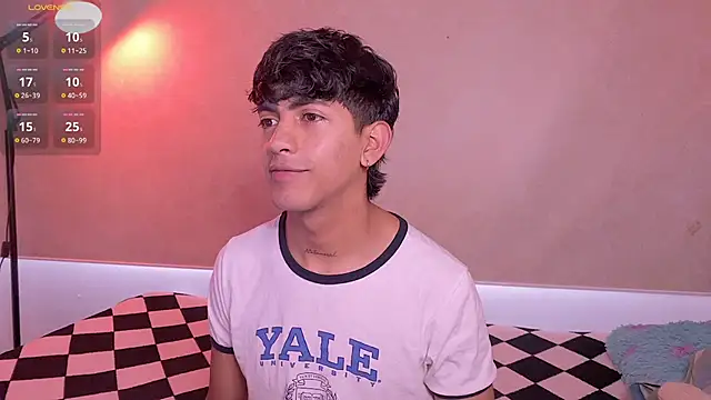 teobowny  online show from September 21, 7:08 pm