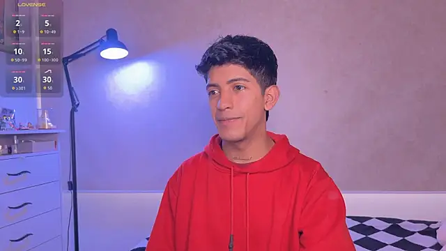 teobowny  online show from March 28, 8:21 pm