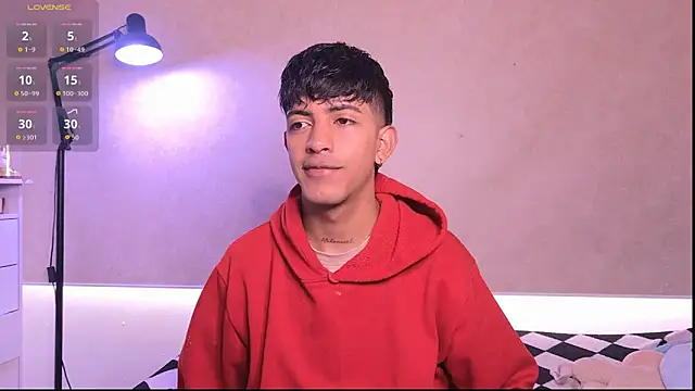 teobowny  online show from March 4, 4:04 pm