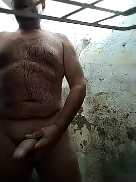 Topezinho123 online show from April 2, 6:20 am