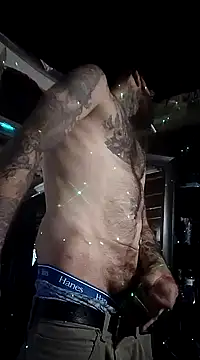 Whipit323 online show from December 3, 11:07 am