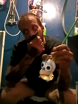 Whipit323 online show from April 23, 12:39 am