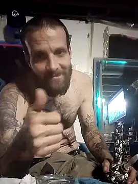 Whipit323 online show from December 7, 5:32 am