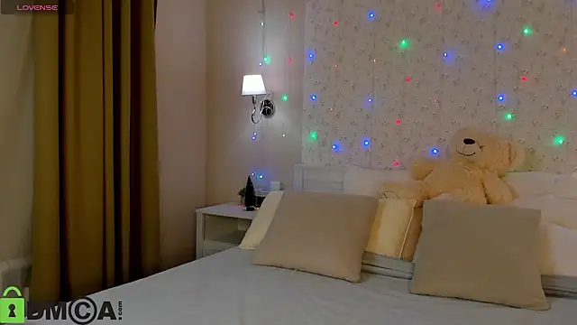 Jennifer Wadee online show from January 18, 11:52 pm