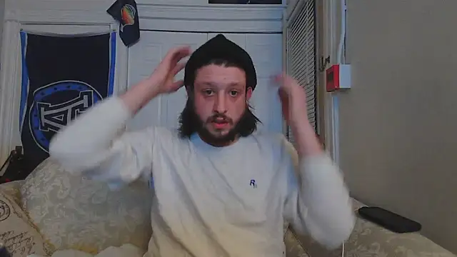 Snapshot of Marksoyer chatting on March 1, 6:35 am Marksoyer online show from March 1, 6:35 am