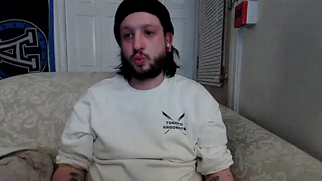 Snapshot of Marksoyer chatting on February 18, 4:15 am Marksoyer online show from February 18, 4:15 am