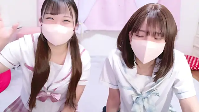 Snapshot of MAIKA_pyon chatting on January 31, 8:32 am MAIKA pyon online show from January 31, 8:32 am