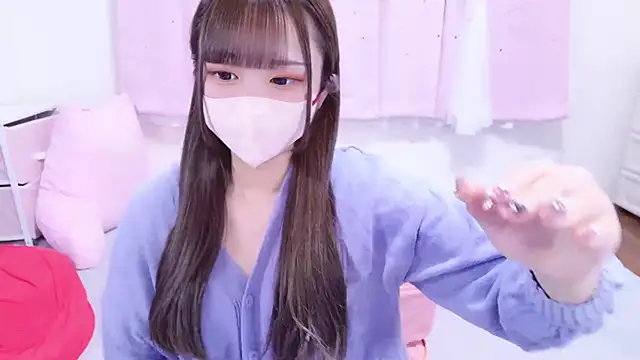 Snapshot of MAIKA_pyon chatting on November 5, 10:07 am MAIKA pyon online show from November 5, 10:07 am