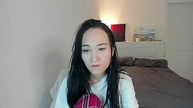 aenie online show from September 15, 6:47 am