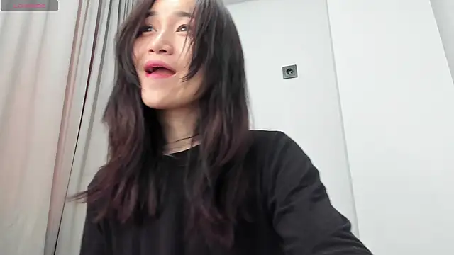 aenie online show from February 3, 4:14 am