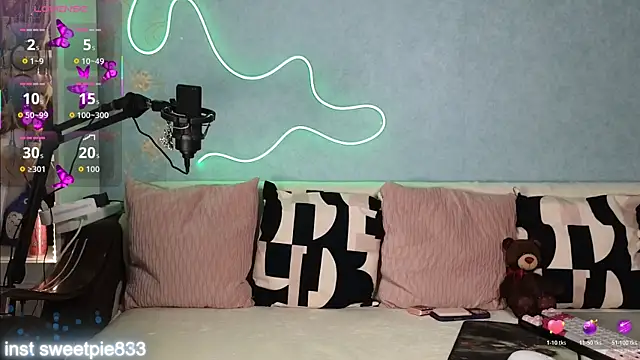 Snapshot of Anal_Girl_ chatting on November 13, 4:44 pm Anal Girl online show from November 13, 4:44 pm