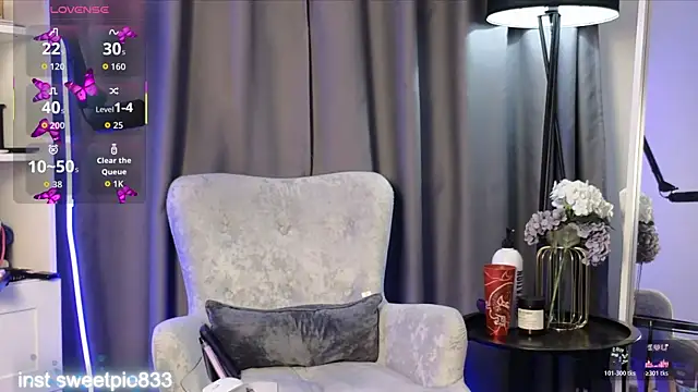 Snapshot of Anal_Girl_ chatting on July 16, 5:43 pm Anal Girl online show from July 16, 5:43 pm