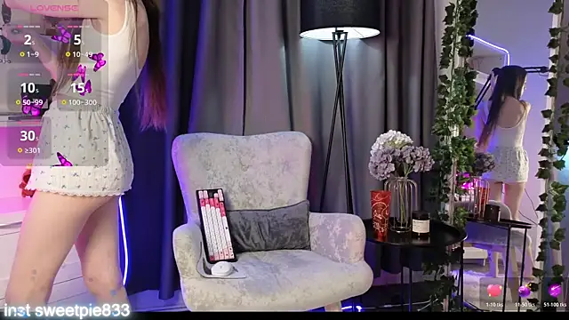 Anal Girl  online show from February 26, 4:18 pm