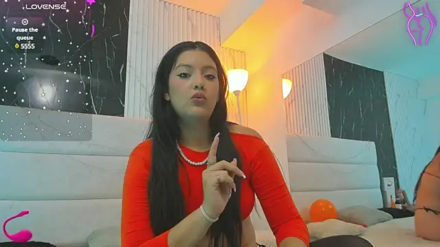 Zahra lloydd online show from January 16, 3:02 pm