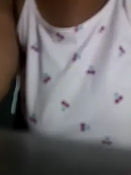 Snapshot of Bustylisa17 chatting on December 1, 9:20 pm Bustylisa17 online show from December 1, 9:20 pm