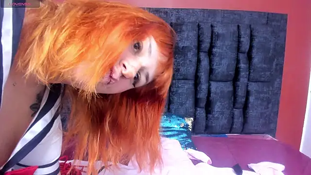 Snapshot of Aurora_Doll_ chatting on October 14, 12:28 pm Aurora Doll online show from October 14, 12:28 pm