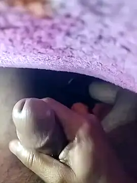 Snapshot of nidansohib1230 chatting on January 2, 5:29 pm nidansohib1230 online show from January 2, 5:29 pm