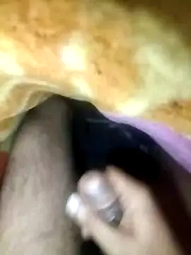 Snapshot of nidansohib1230 chatting on December 21, 8:10 pm nidansohib1230 online show from December 21, 8:10 pm