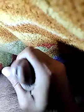 Snapshot of nidansohib1230 chatting on December 28, 9:19 pm nidansohib1230 online show from December 28, 9:19 pm