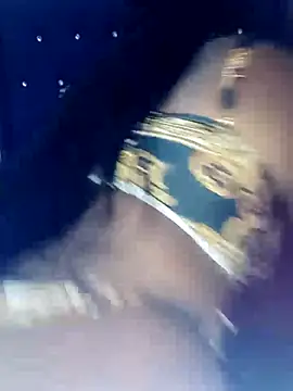 Luciouslips00 online show from March 31, 5:15 pm