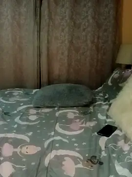 Luciouslips00 online show from September 12, 5:02 pm