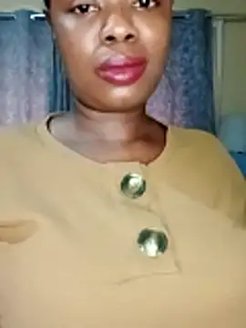 Luciouslips00 online show from November 10, 2:00 pm