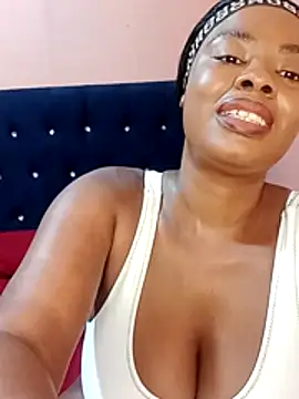 Luciouslips00 online show from February 4, 6:25 pm