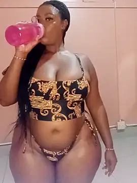 Luciouslips00 online show from April 16, 2:40 pm