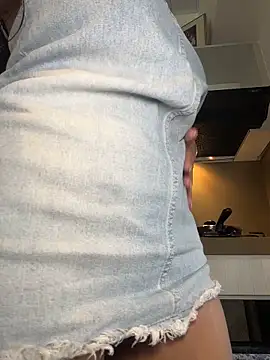 Snapshot of AndyFire69 chatting on December 5, 3:54 pm AndyFire69 online show from December 5, 3:54 pm