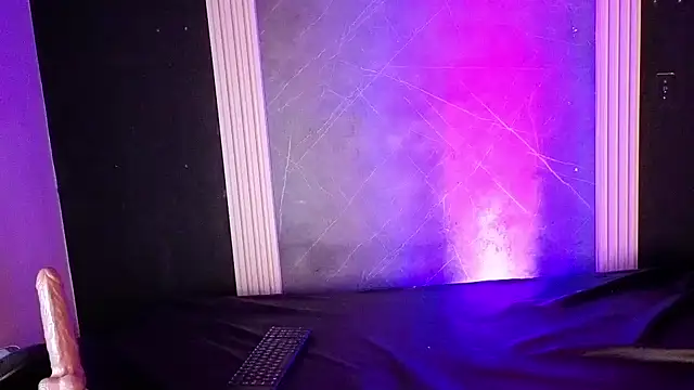 haileycat online show from June 2, 4:56 am