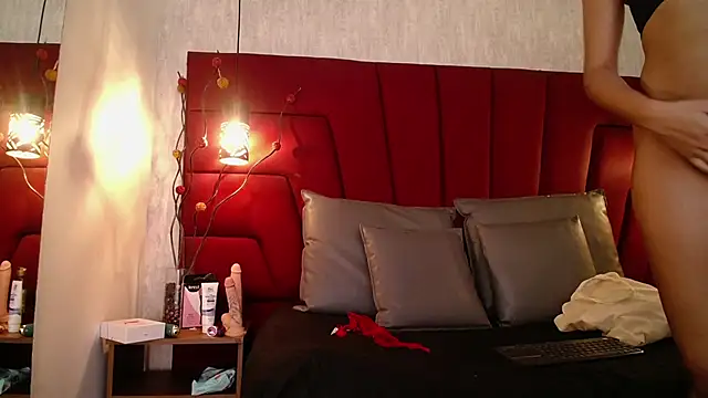 Alahia Baiter online show from January 18, 11:43 am