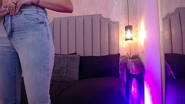 Alahia Baiter online show from February 22, 5:46 pm