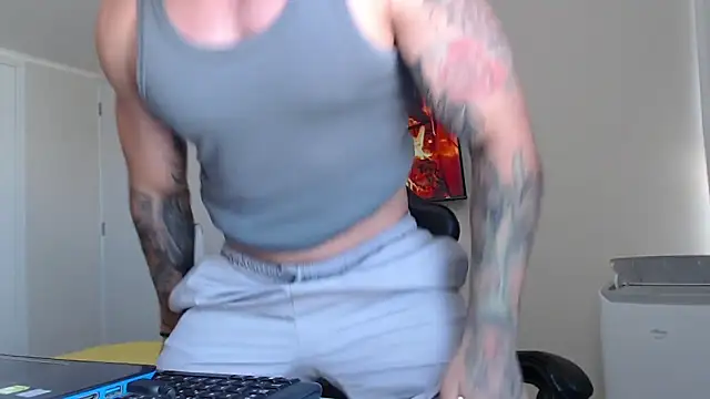 jonhklleyn online show from February 6, 6:48 pm