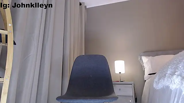 jonhklleyn online show from June 4, 8:35 pm