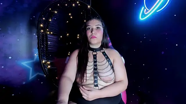 Snapshot of SLUTTY_MILA chatting on March 15, 7:59 pm SLUTTY MILA online show from March 15, 7:59 pm