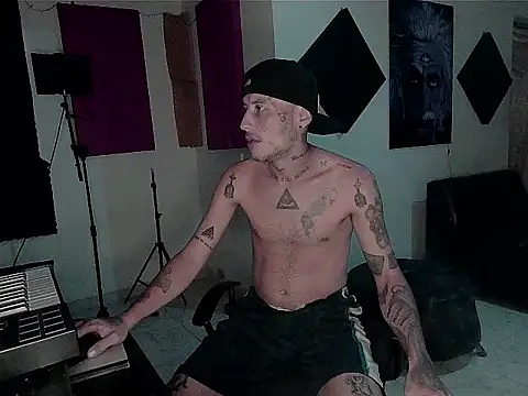 patrik tattoo  online show from November 22, 2:10 am