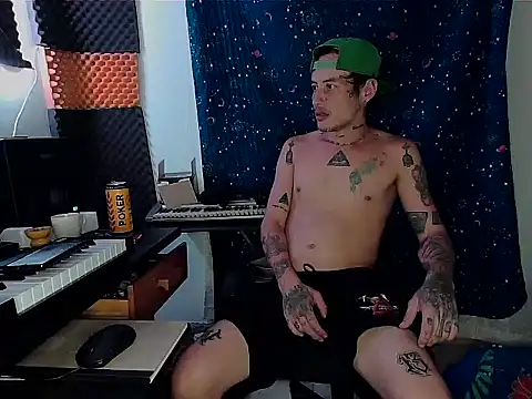 patrik tattoo  online show from March 3, 4:10 am